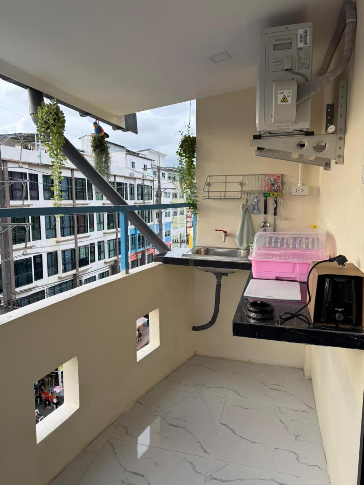 فندق Heaven House Restro & Bar Patong المظهر الخارجي الصورة