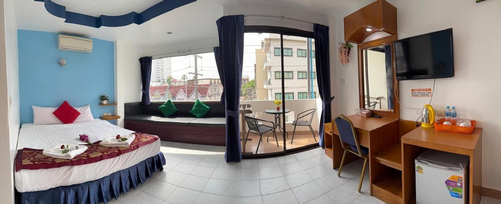 فندق Heaven House Restro & Bar Patong المظهر الخارجي الصورة